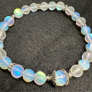 Opal glass wire bracelet